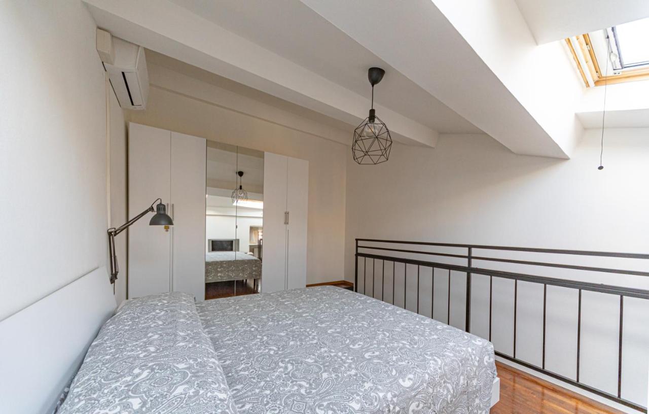 Sophia'S Loft Apartment Parma Bagian luar foto
