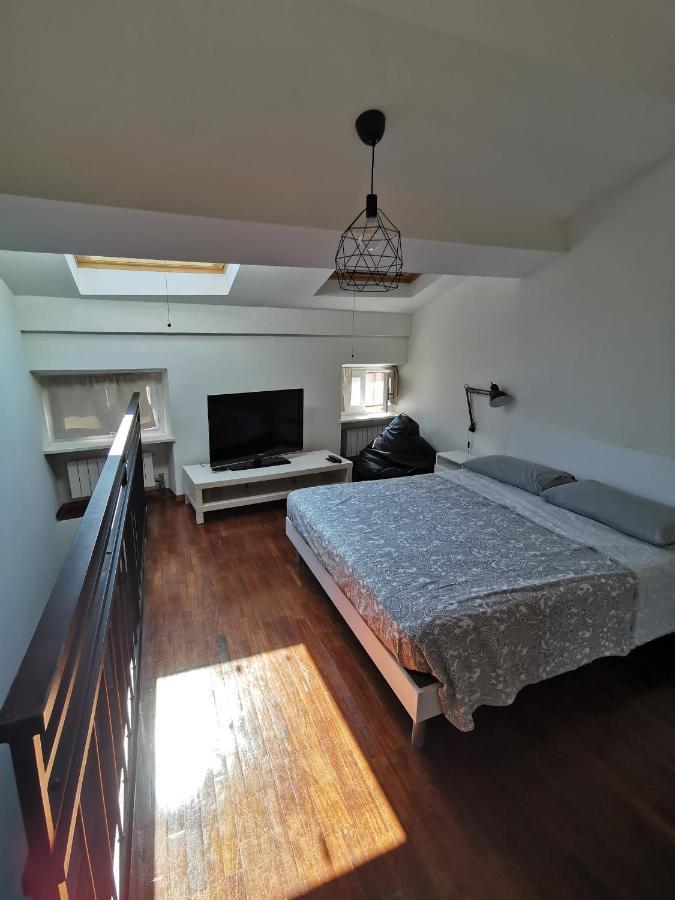 Sophia'S Loft Apartment Parma Bagian luar foto